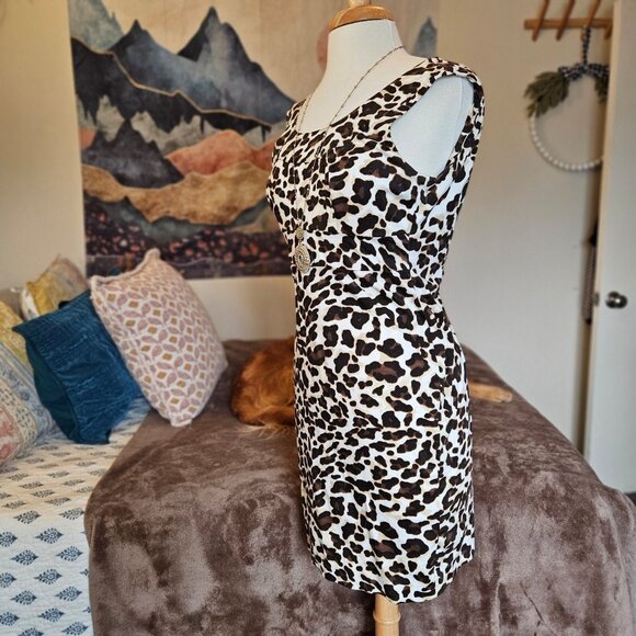 Dress - Picture 5 of 11